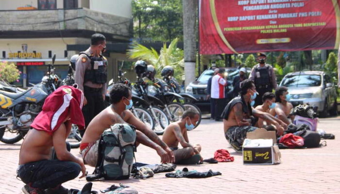 Ciduk 7 Anjal di Malang, Polisi Temukan Puluhan Miras Siap Jual
