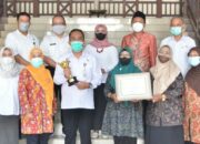Dinas Keluarga Berencana, Pemberdayaan Perempuan, dan Perlindungan Anak (KBPP) Kabupaten Gresik menerima penghargaan APE, Rabu (13/10/2021)./ Foto: Bram