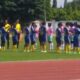 Para pemain sepakbola putri Gresik (biru) saat bertanding di ajang Kejurprov Jatim, Selasa (21/12/2021)./ Foto: Ist