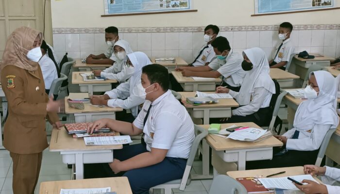 Sidak PTM 100 Persen, Wali Kota Minta Pengaturan Jam Pulang Sekolah