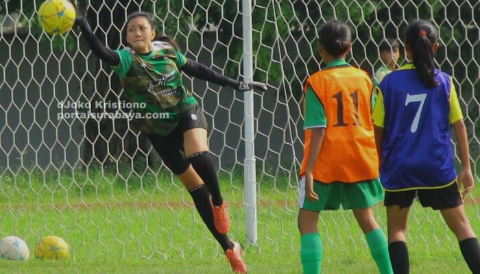 Tim Sepak bola Putri Porprov Surabaya TC Pekan ini