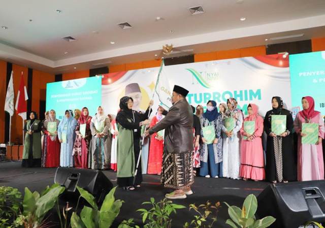 Bertemu di Surabaya, Nyai dan Ning Hisnu Jatim Turun Gunung Dukung Ganjar Presiden. Foto: Ist