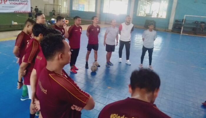 Tekan Angka Kekerasan, AFK Gresik-Inspire Gelar Pledge United ke Palatih Futsal