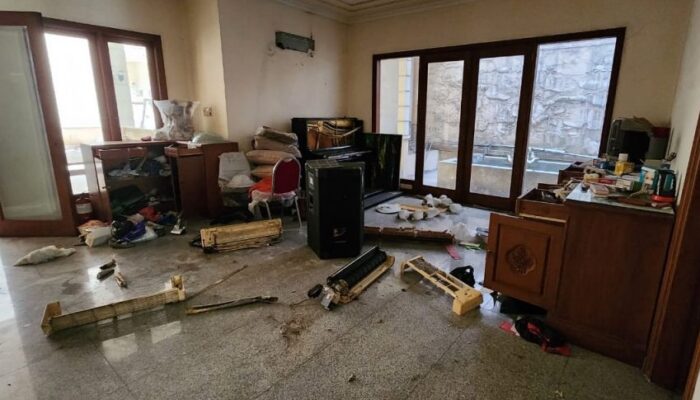Komplotan Maling Acak-Acak Rumah Mewah di Surabaya