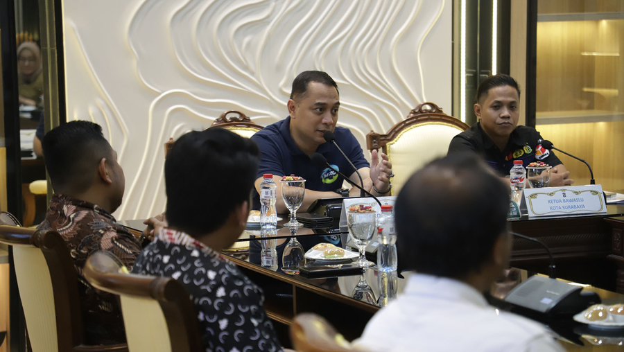 surabaya eri dan bawaslu - Jaga Keamanan Pemilu 2024, Pemkot Surabaya Sinergi Bersama Bawaslu
